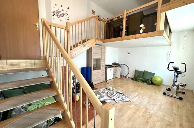 Altbauwohnung mit Balkon kaufen in 8020 Graz (Bild 2)