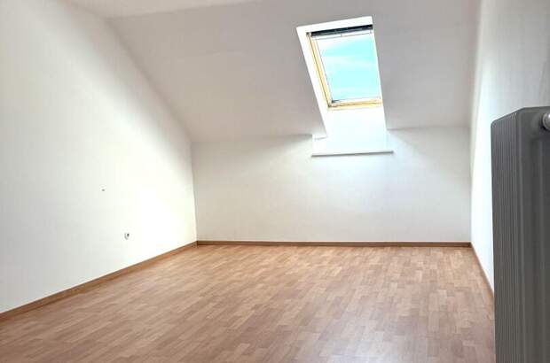 Altbauwohnung mit Balkon mieten in 8680 Mürzzuschlag (Bild 3)