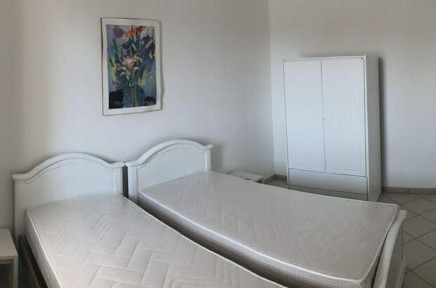 Wohnung mit Balkon kaufen in 73020 Uggiano la Chiesa (Bild 2)