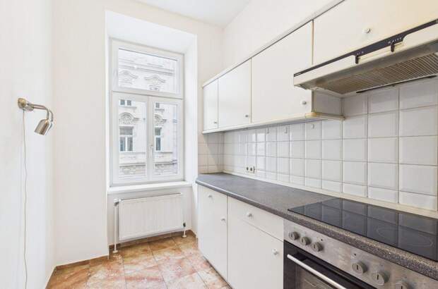 Altbauwohnung kaufen in 1070 Wien (Bild 2)