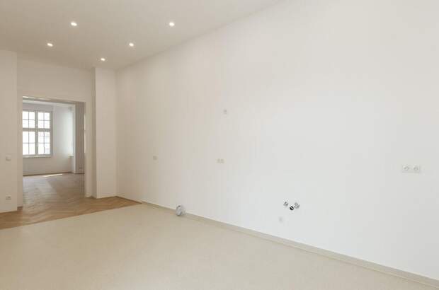 Altbauwohnung mit Balkon mieten in 1140 Wien (Bild 4)