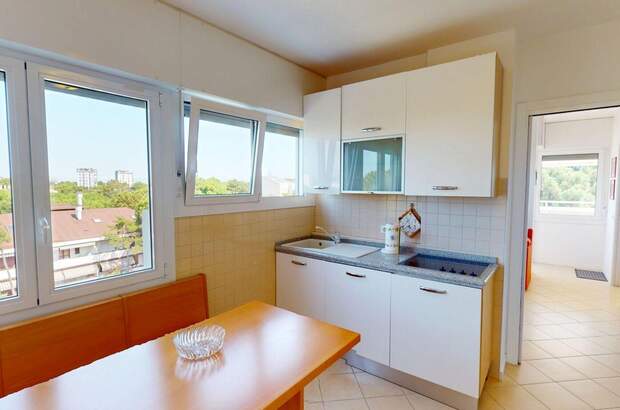 Wohnung mit Balkon kaufen in 33054 Lignano Sabbiadoro (Bild 2)
