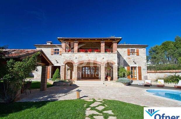 Haus kaufen in 52440 Porec (Bild 1)