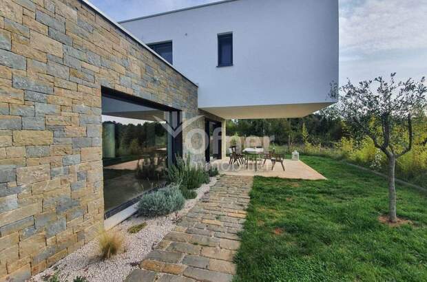 Haus kaufen in 52440 Porec (Bild 3)