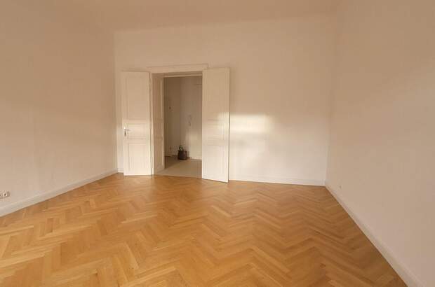 Altbauwohnung mit Balkon mieten in 8010 Graz (Bild 4)