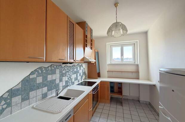 Altbauwohnung mit Balkon mieten in 9300 St. Veit (Bild 2)