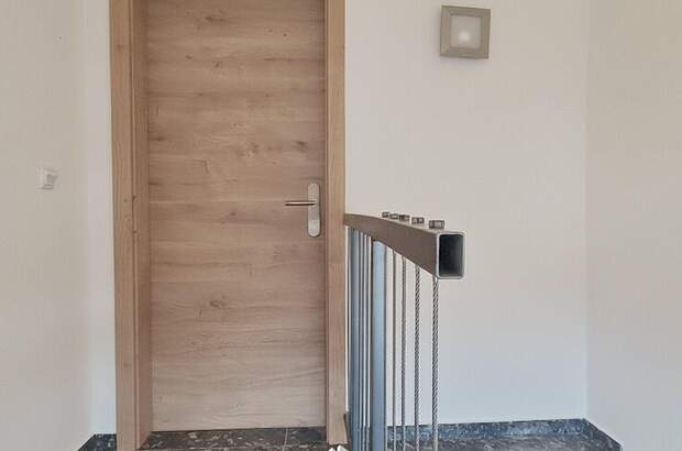 Altbauwohnung mieten in 4860 Lenzing (Bild 2)