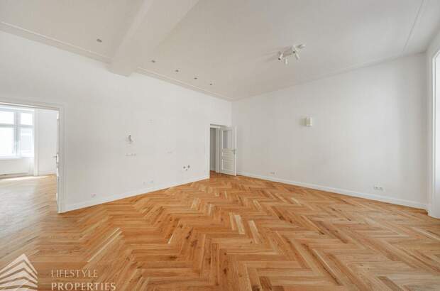 Altbauwohnung mit Balkon kaufen in 1040 Wien (Bild 2)