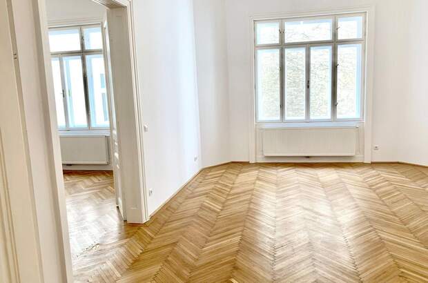 Altbauwohnung mit Balkon mieten in 1080 Wien (Bild 1)