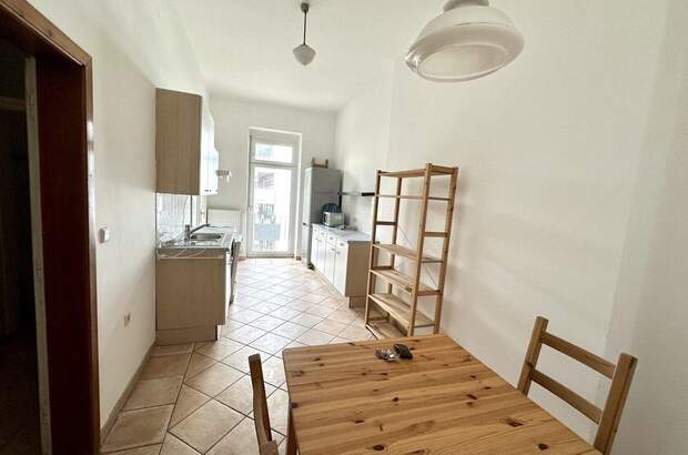 Altbauwohnung mit Balkon mieten in 8010 Graz (Bild 1)