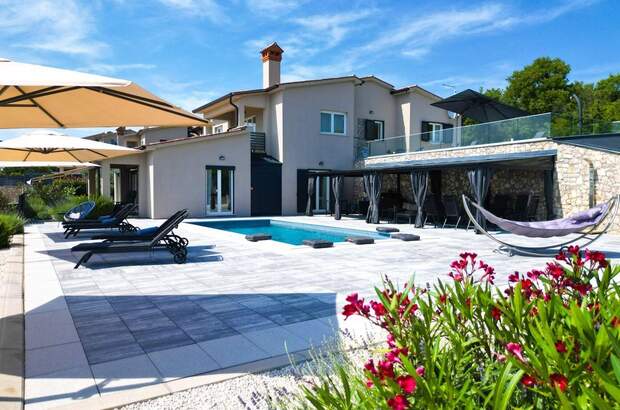 Haus mit Garten kaufen in 52220 Stanišovi (Bild 1)