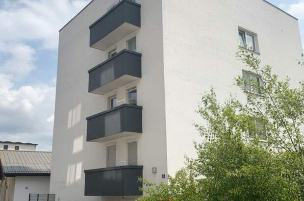 Altbauwohnung mit Balkon mieten in 5230 Mattighofen (Bild 2)
