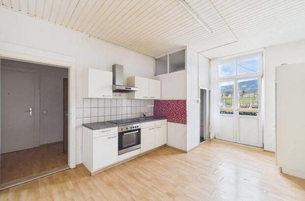 Altbauwohnung mit Balkon kaufen in 9500 Villach (Bild 1)