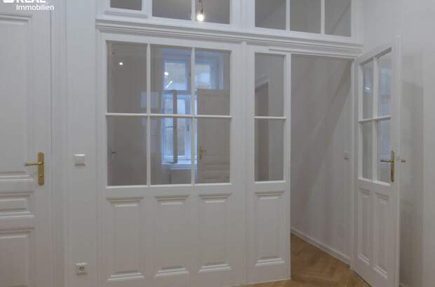 Altbauwohnung mit Balkon mieten in 1010 Wien (Bild 4)