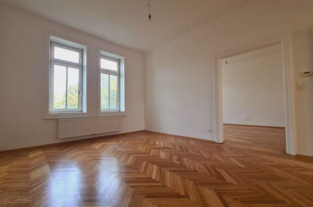Altbauwohnung mit Balkon kaufen in 1130 Wien (Bild 4)
