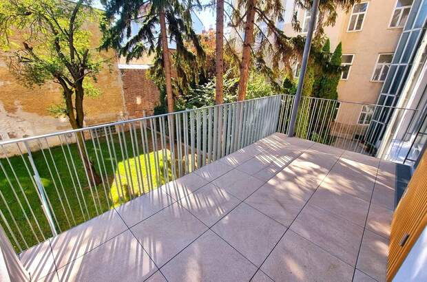 Altbauwohnung mit Balkon kaufen in 1140 Wien (Bild 5)