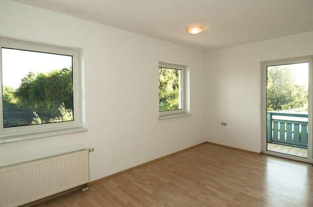 Wohnung mit Balkon mieten in 4910 Ried (Bild 1)