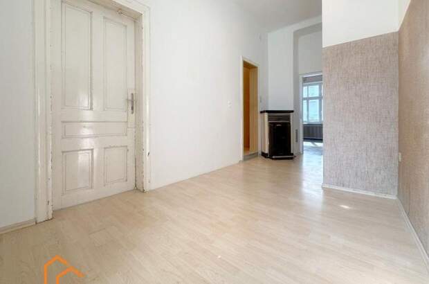 Altbauwohnung mit Balkon kaufen in 1100 Wien 10. (Bild 2)