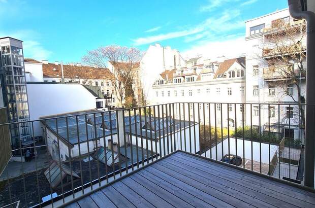 Wohnung mit Balkon kaufen in 1060 Wien