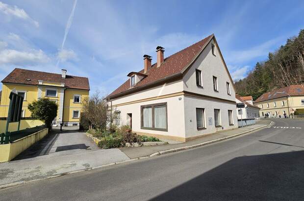 Altbauwohnung mit Balkon kaufen in 8700 Leoben (Bild 2)