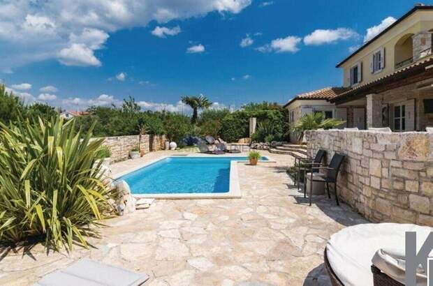 Haus kaufen in 52440 Porec (Bild 4)