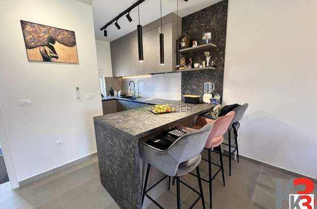 Haus kaufen in 52466 Novigrad (Bild 3)