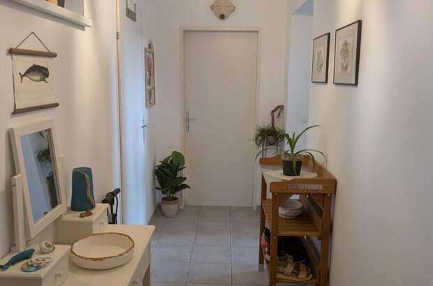 Altbauwohnung mit Balkon kaufen in 8045 Graz (Bild 2)