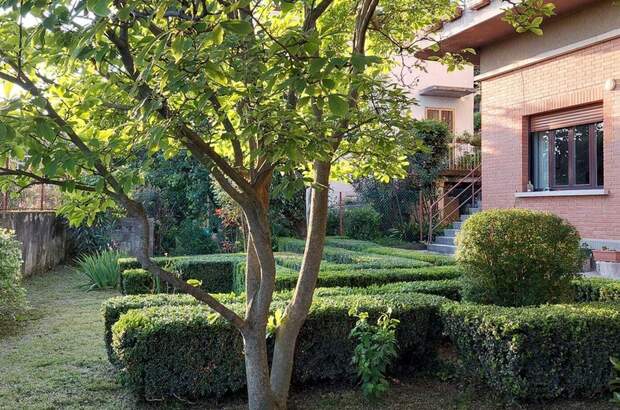 Altbauwohnung kaufen in 34134 Trieste (Bild 1)