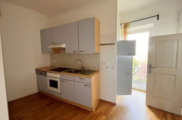 Altbauwohnung mit Balkon mieten in 8010 Graz (Bild 4)