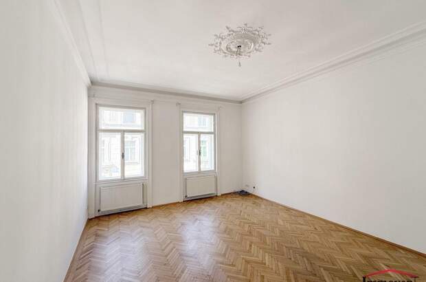 Altbauwohnung mit Balkon mieten in 1010 Wien (Bild 1)