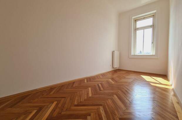 Altbauwohnung mit Balkon kaufen in 1130 Wien (Bild 5)