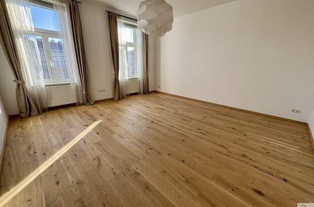 Altbauwohnung mit Balkon kaufen in 1180 Wien (Bild 5)