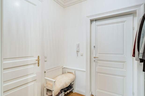 Altbauwohnung mit Balkon kaufen in 1070 Wien (Bild 4)