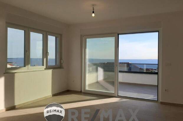 Wohnung mit Balkon kaufen in 53291 Novalja (Bild 2)