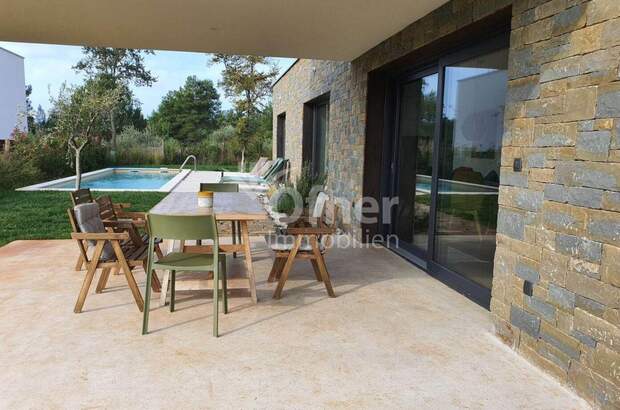 Haus kaufen in 52440 Porec (Bild 4)