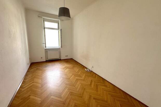 Altbauwohnung mit Balkon mieten in 8010 Graz (Bild 5)