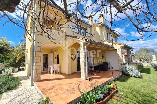 Haus kaufen in 51511 Malinska (Bild 1)