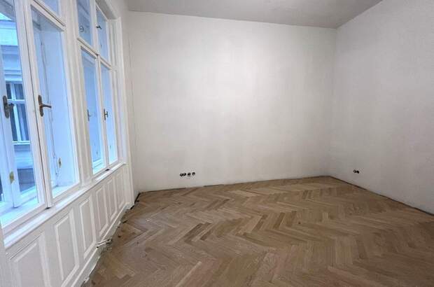 Altbauwohnung mit Balkon mieten in 1010 Wien (Bild 3)