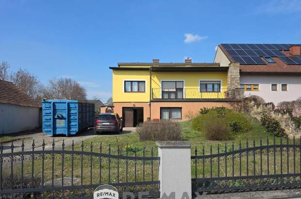 Einfamilienhaus kaufen in 2004 Niederhollabrunn (Bild 1)