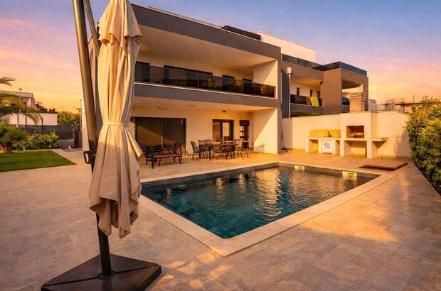 Haus kaufen in 52465 Vabriga