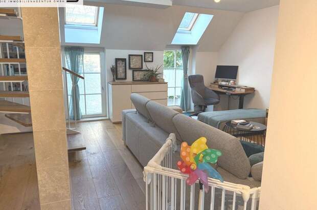 Altbauwohnung mit Balkon kaufen in 1130 Wien (Bild 1)