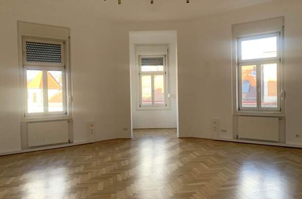 Altbauwohnung mit Balkon mieten in 8010 Graz (Bild 1)