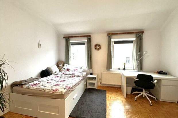 Altbauwohnung mit Balkon kaufen in 8010 Graz (Bild 1)