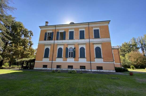 Haus kaufen in 42100 Reggio Emilia city (Bild 2)