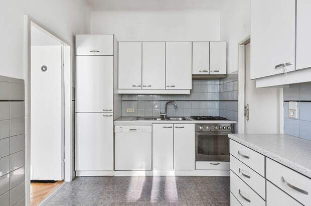 Altbauwohnung kaufen in 1130 Wien (Bild 3)