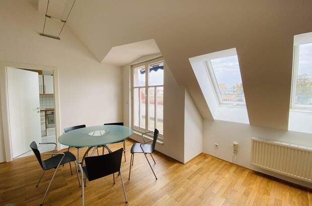 Altbauwohnung mieten in 1090 Wien (Bild 1)