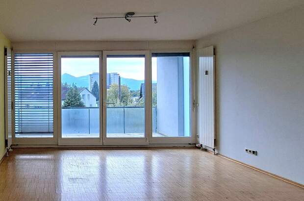 Altbauwohnung mit Balkon mieten in 6900 Bregenz (Bild 1)