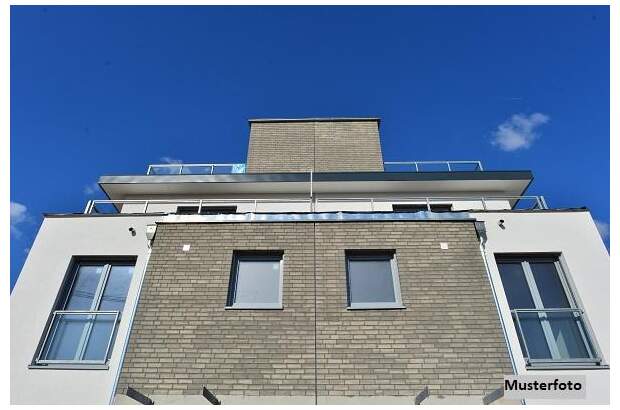 Mehrfamilienhaus kaufen in 2125 Neubau (Bild 1)