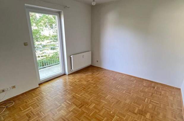 Altbauwohnung mit Balkon mieten in 8042 Graz (Bild 3)