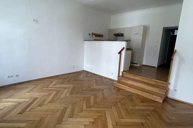Altbauwohnung mit Balkon kaufen in 8020 Graz (Bild 2)